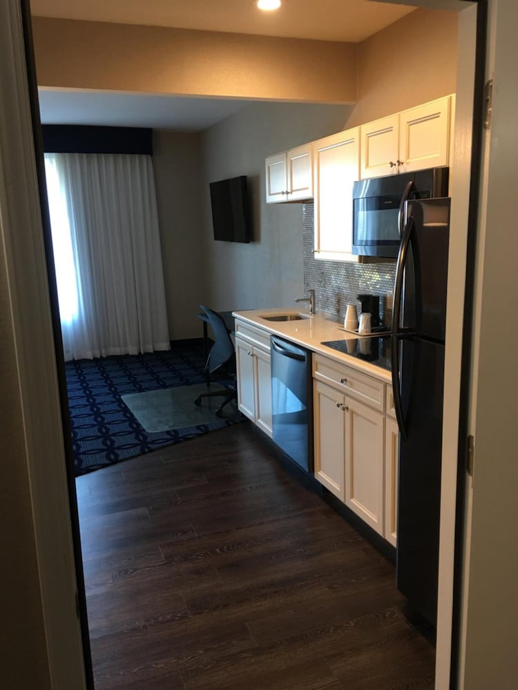 Riverside Inn 43/60
