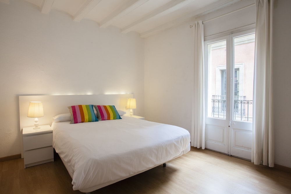 2 BEDROOMS, BACARDI, FAMILY, APARTMENT