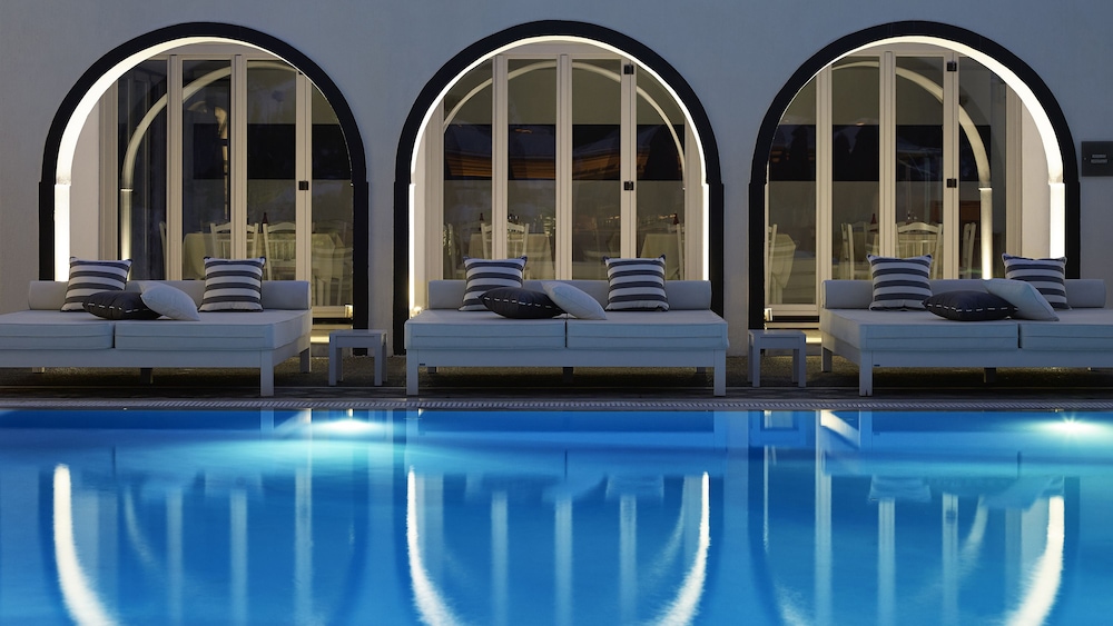 Kalisti Hotel And Suites 38/72