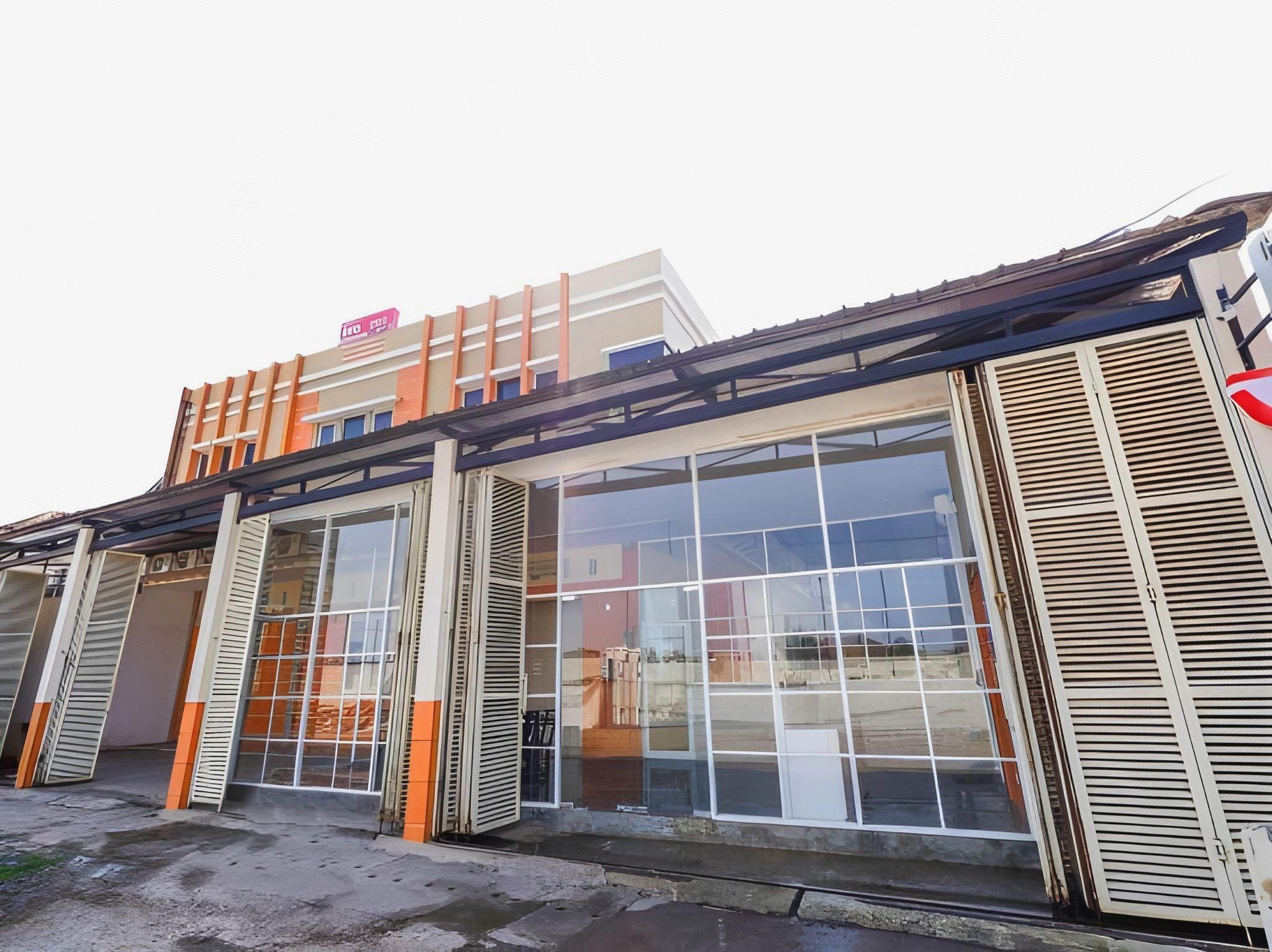 Super OYO 3150 Theodore Homestay 6/24