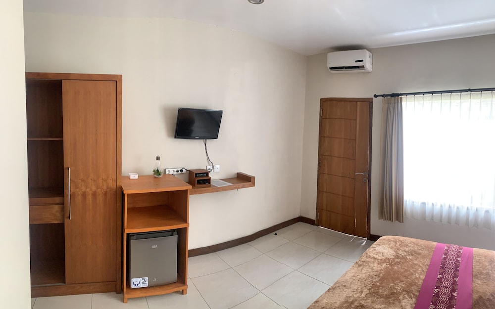 Kuta Suci Beach Hotel 30/43