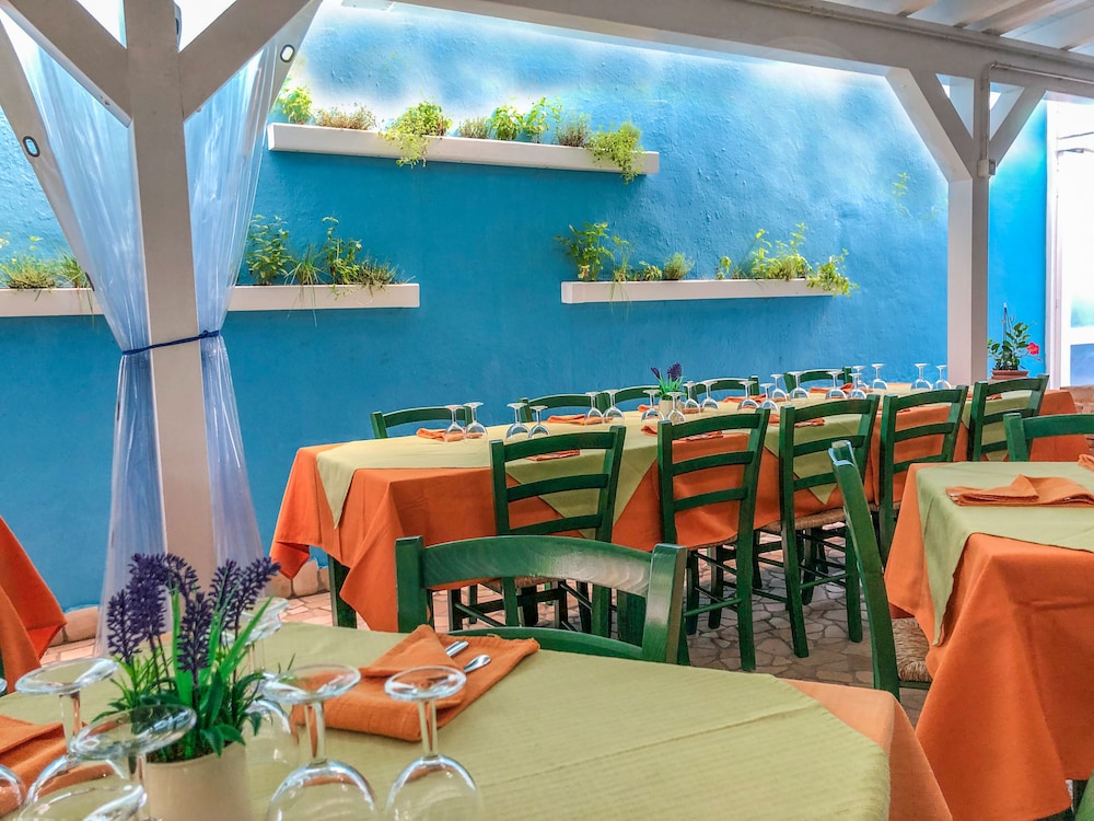 Hotel I Colori Del Mare 58/73