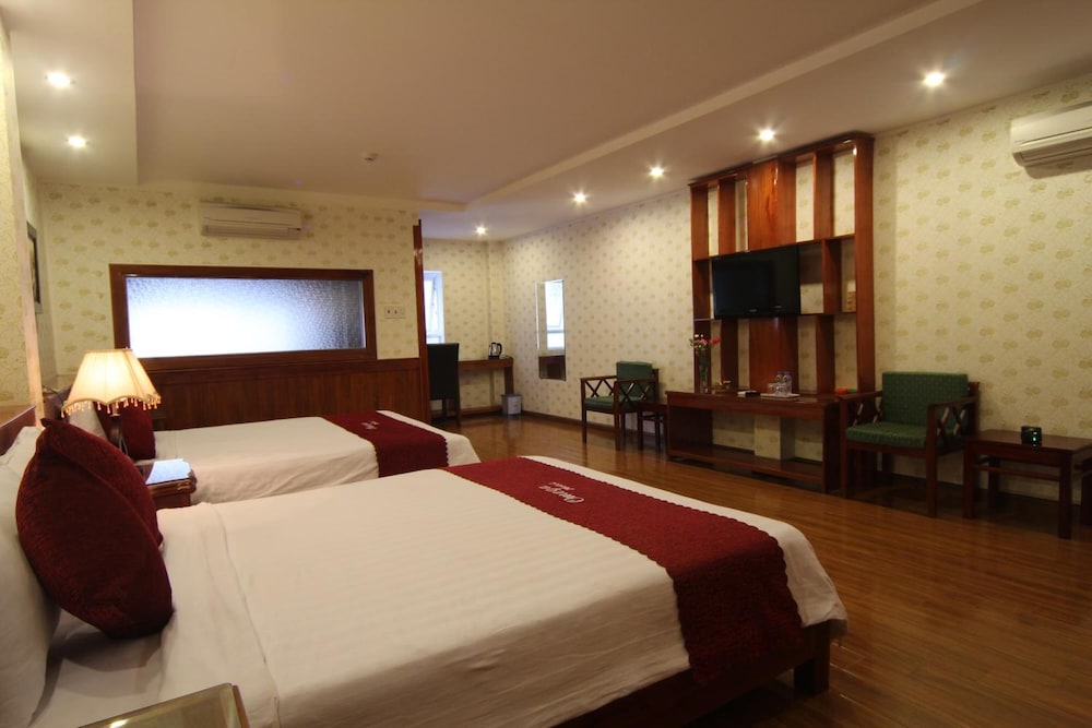 Omega Hotel 14/54