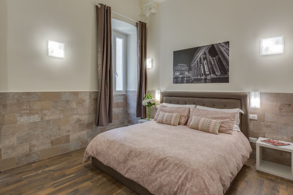 Navona Charme Suite 7/33