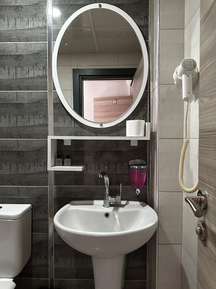 Comfort Basaran Otel 40/42