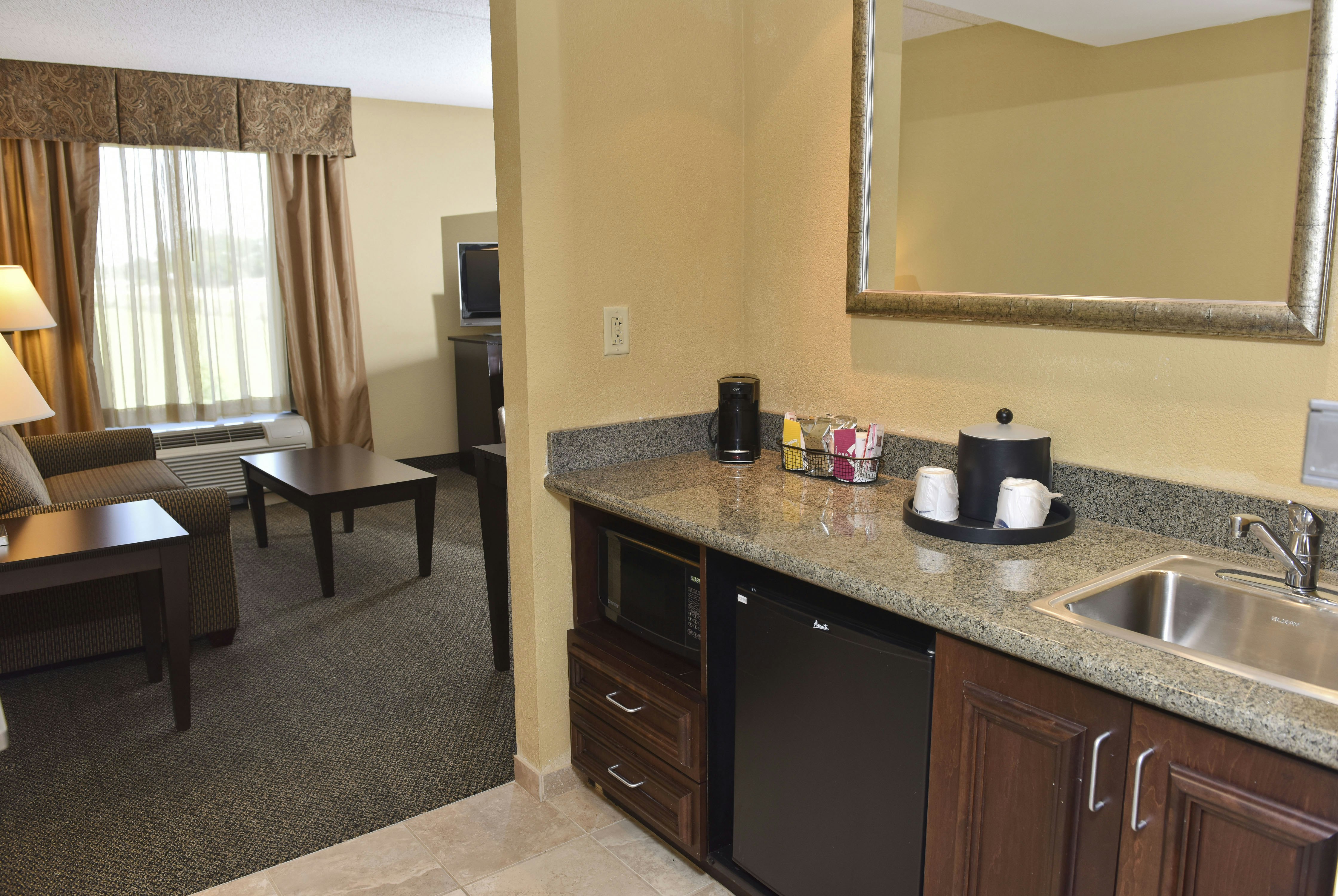 Hampton Inn & Suites Alexandria LA 47/47