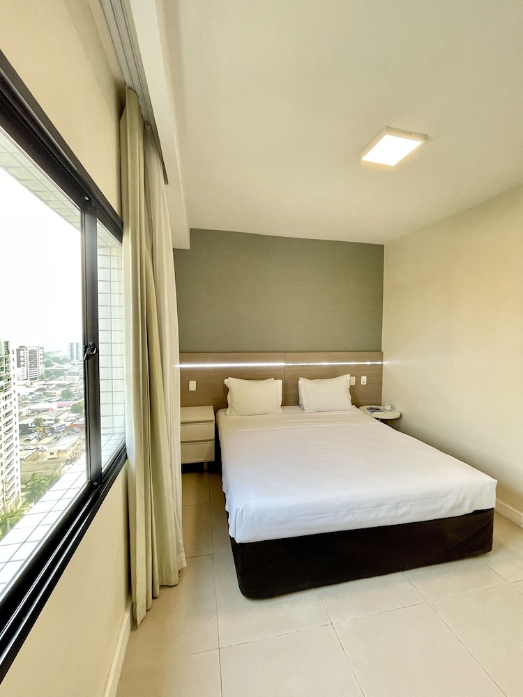 Hotel Adrianopolis All Suites 11/65