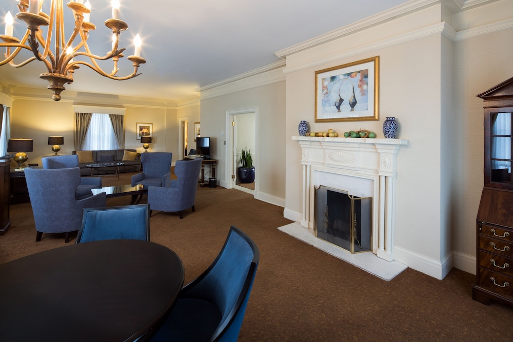 The Seelbach Hilton Louisville 39/54