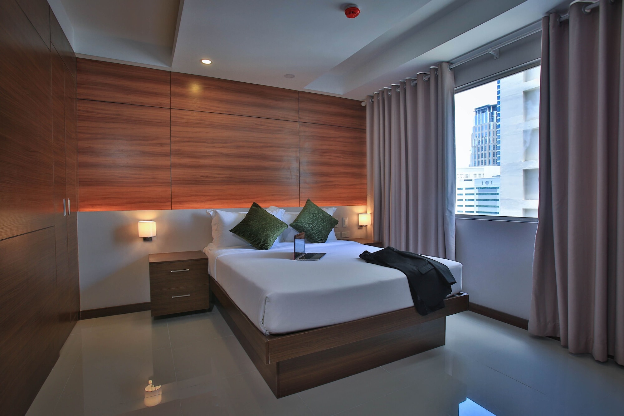 PREMIER ROOM QUEEN.