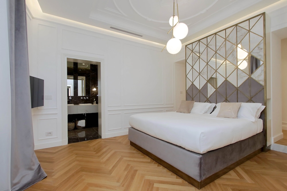 SUPERIOR, DOUBLE BED