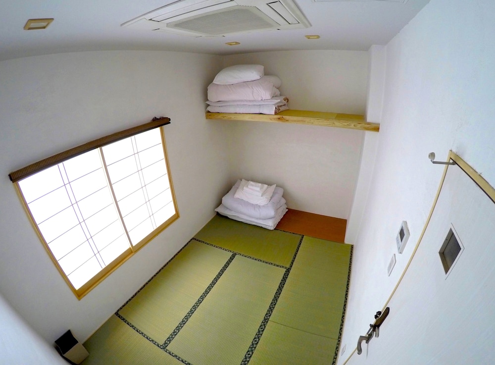 Hiroshima Hostel En 8/26