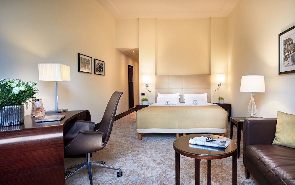 Hotel Bristol Berlin 17/84