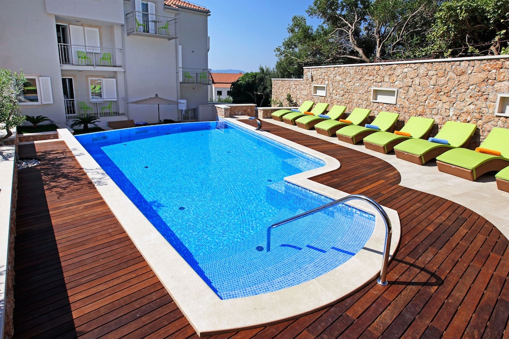 Boutique Hotel Bol 46/50
