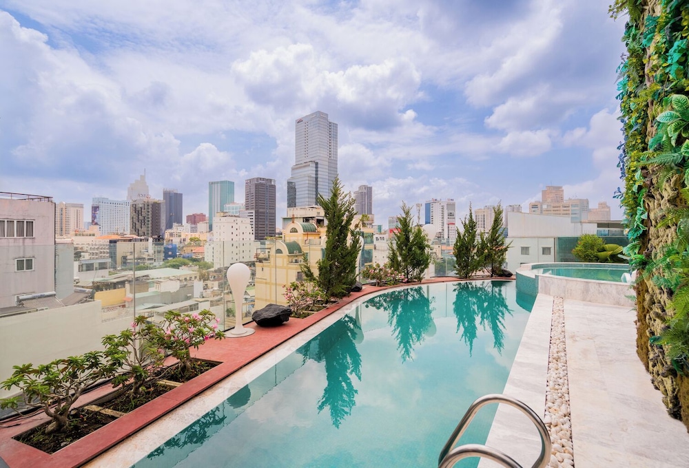 A&EM Saigon Hotel 75/77