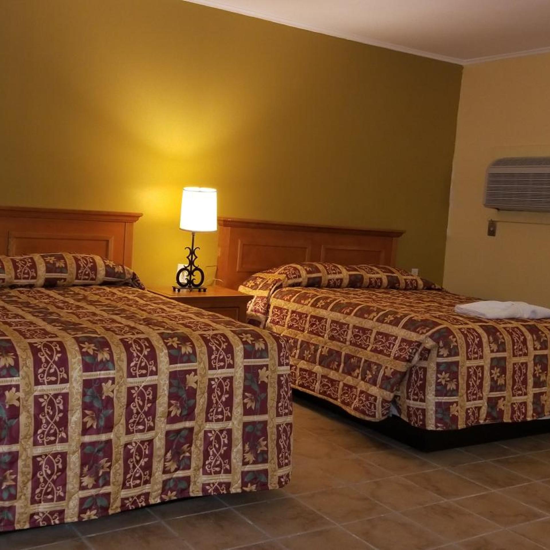 Luxury Inn 13/26