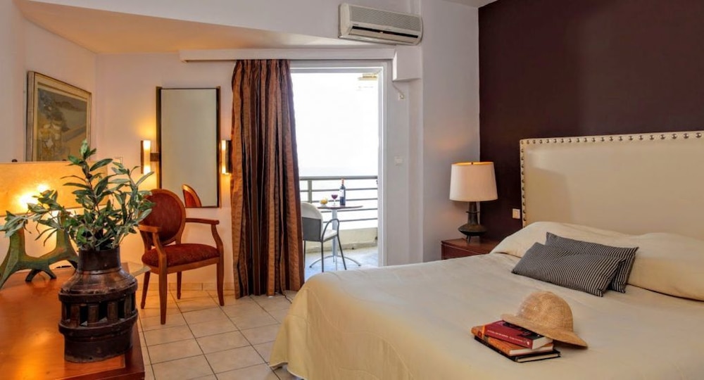 Mati Hotel 9/53