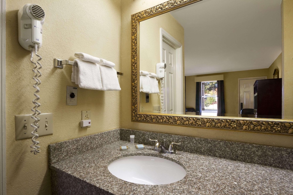 Quality Inn Covington 13/43