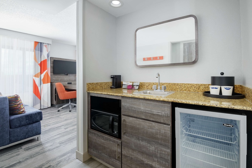 Hampton Inn & Suites Tampa/Ybor City/Downtown 10/42