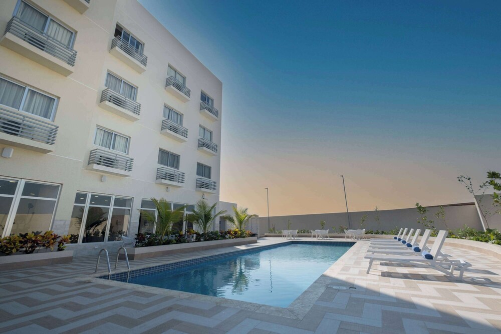 Super 8 by Wyndham Manzanillo 48/50