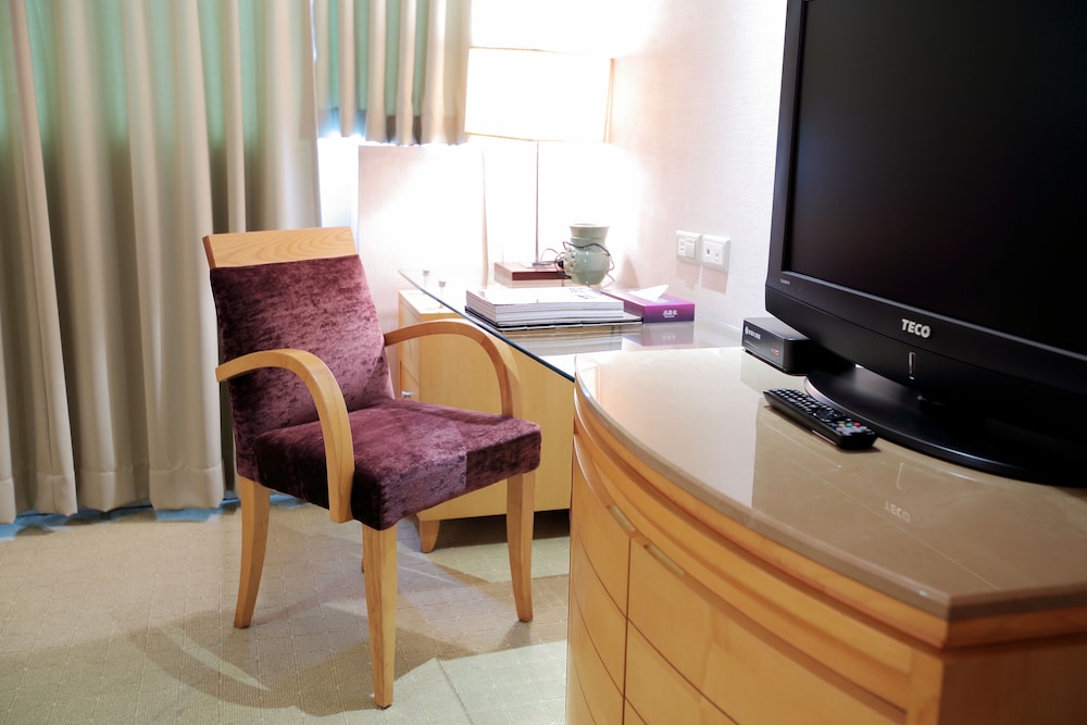 Jin Hua Hotel 40/50