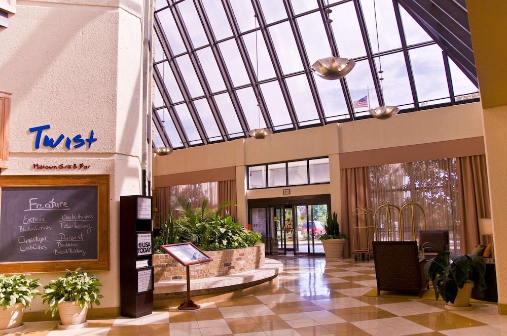 Doubletree By Hilton Hotel Jackson 38/53