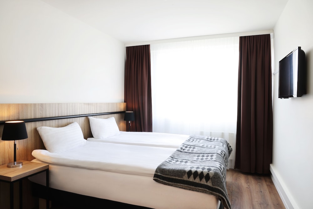 Fosshotel Lind 16/62