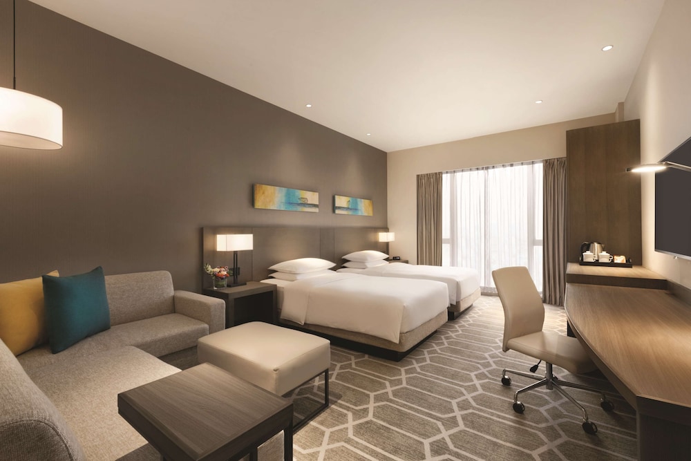 Hyatt Place Zhuhai Jinshi 9/43