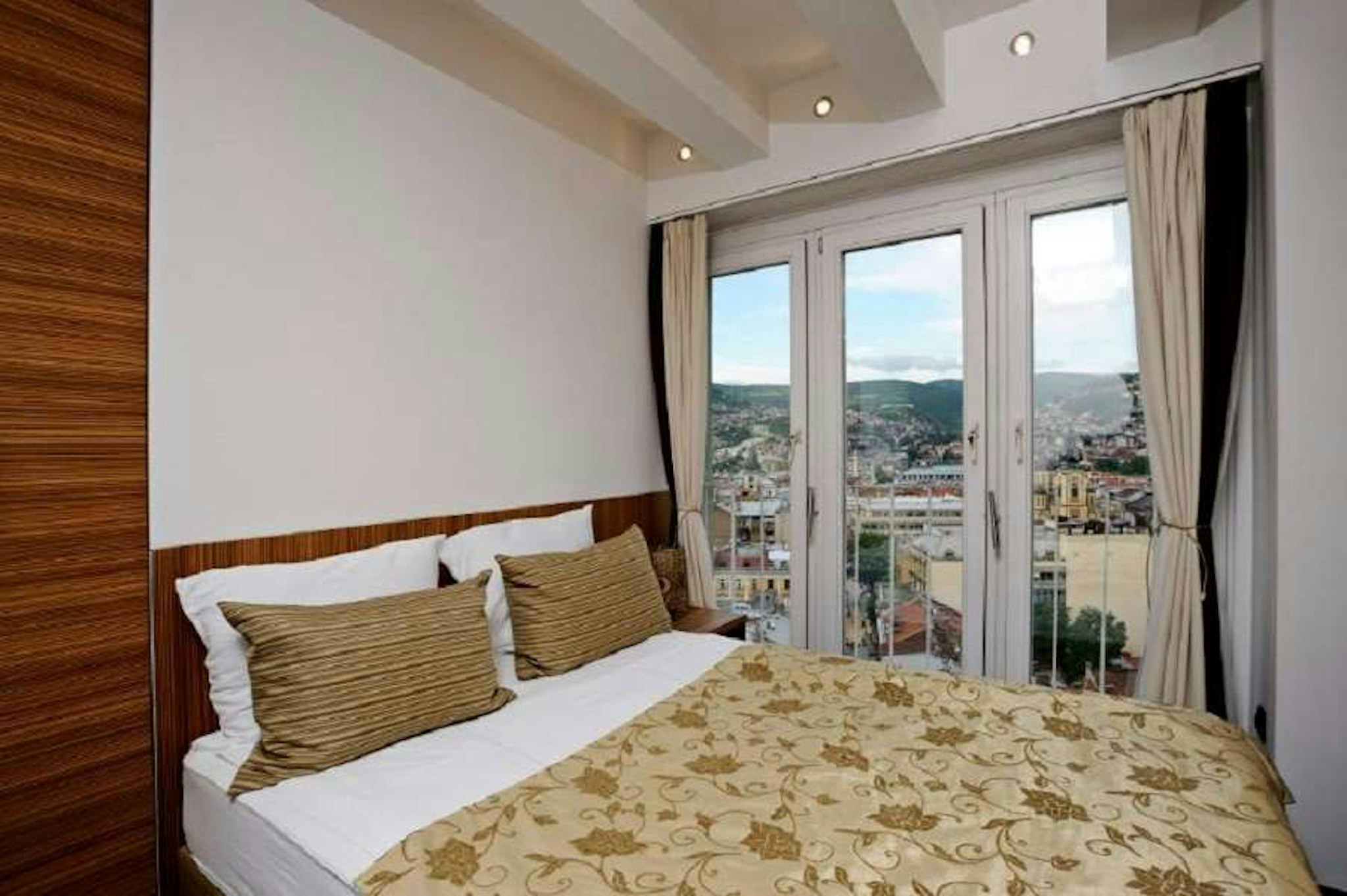 City View Deluxe Sarajevo 8/19