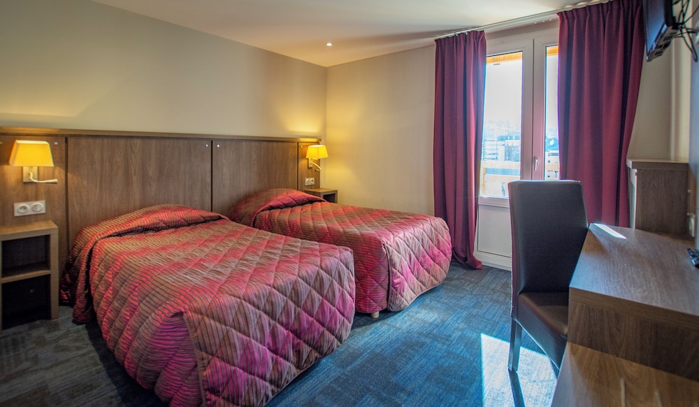 Room, Twin Beds, Mountain View
