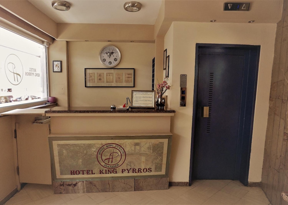 Hotel King Pyrros 5/38