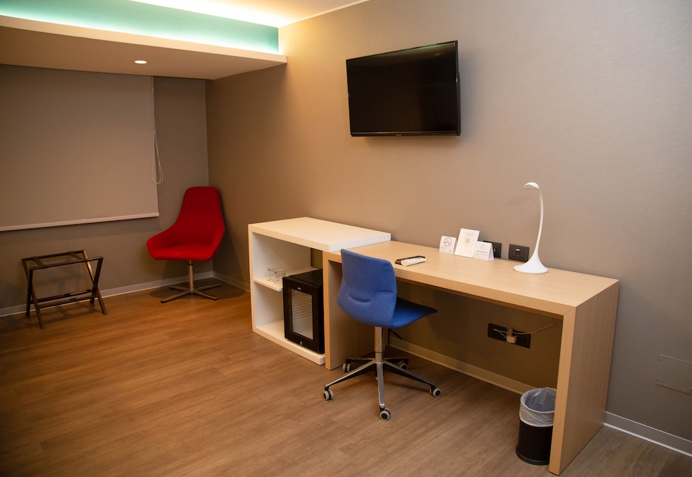 Palmetto Hotel Business San Borja 57/70