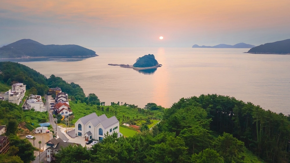 Geoje Blue Neoul Pension 35/50