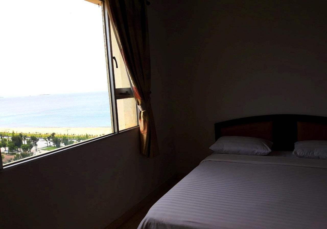Long Beach Hotel 16/44