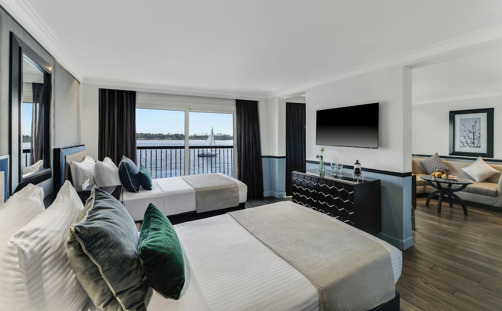 Deluxe, Suite, Double Bed, Riverside