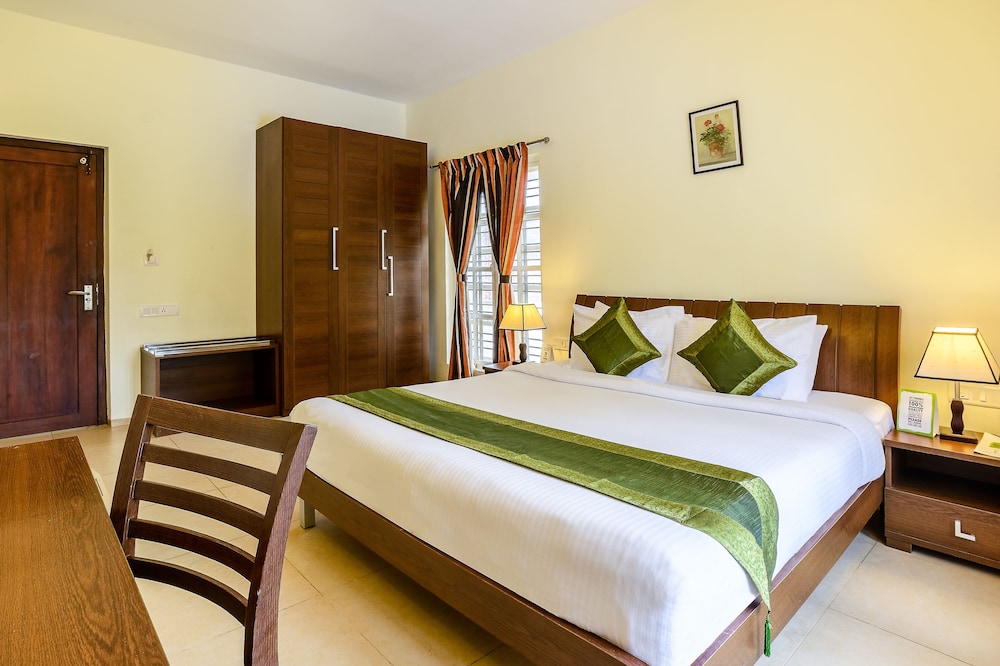 Treebo Oleander Serviced Apartments 14/30