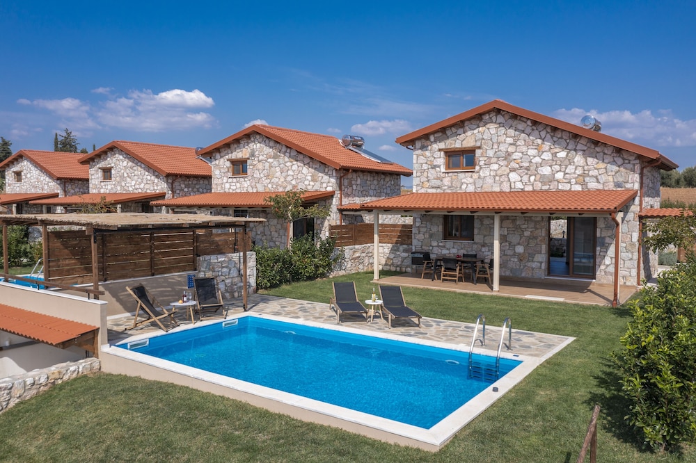 Esperanza Villas 50/67