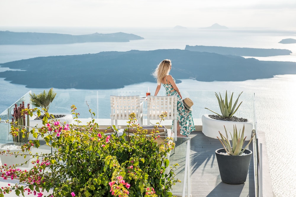 On The Rocks Santorini - Adults only 57/67