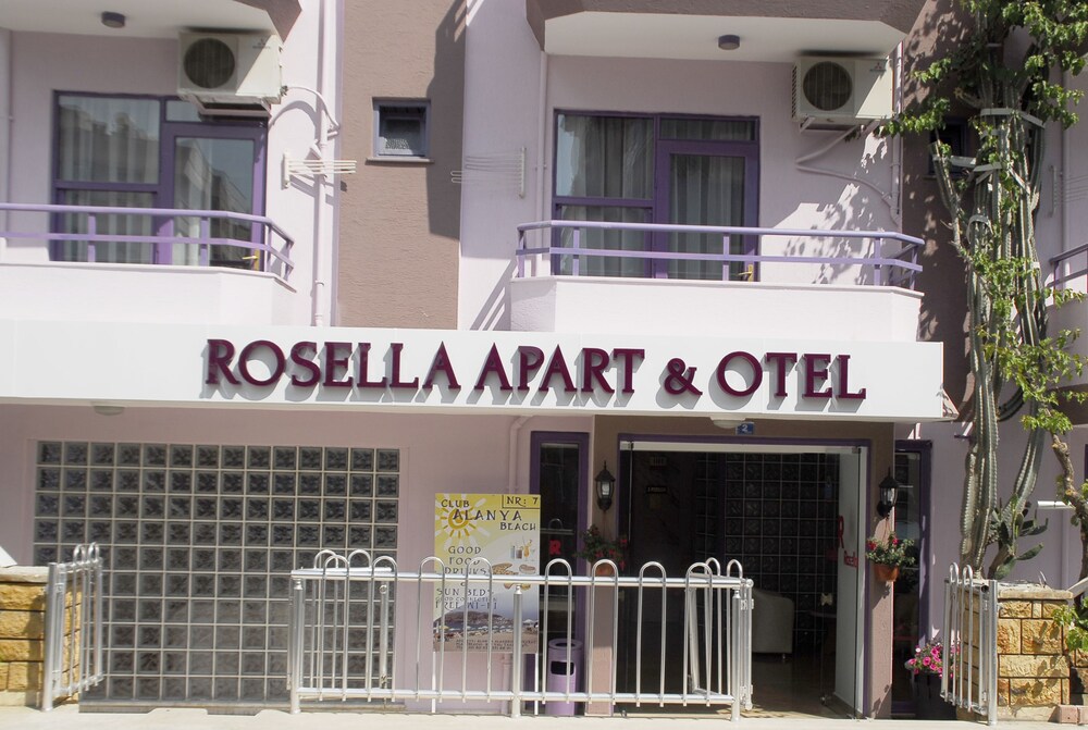Rosella Hotel 4/62