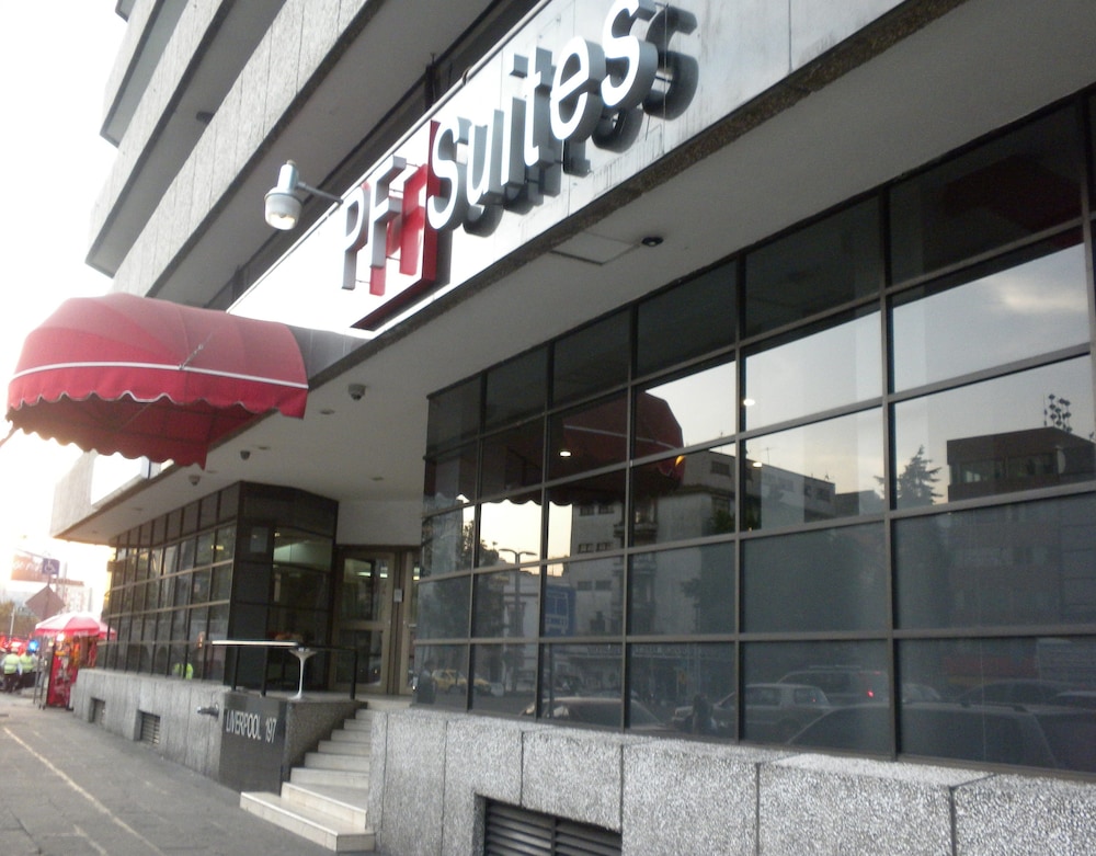 Hotel & Suites PF 2/43