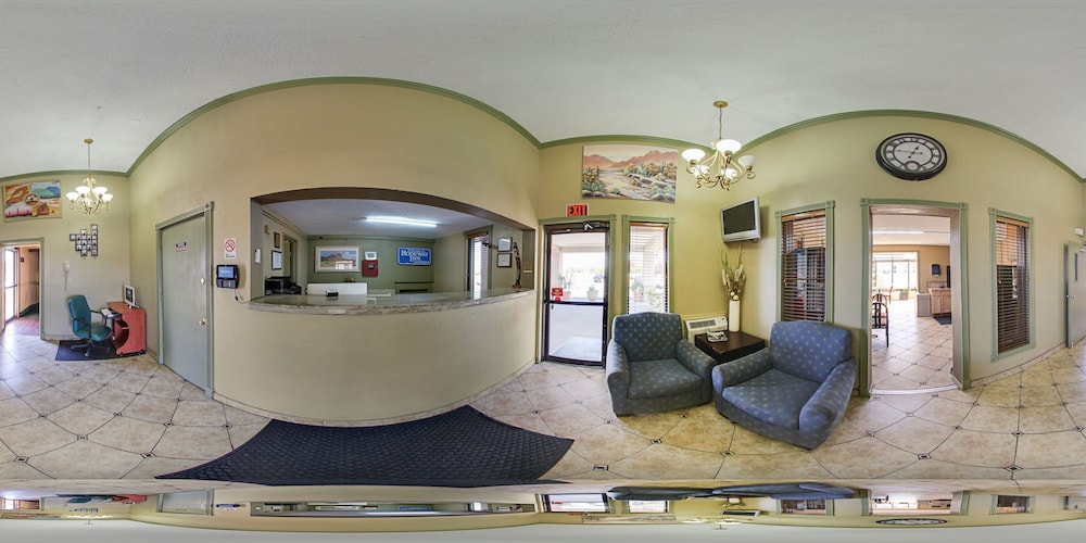 Rodeway Inn Farmingtonn, NM 8/41