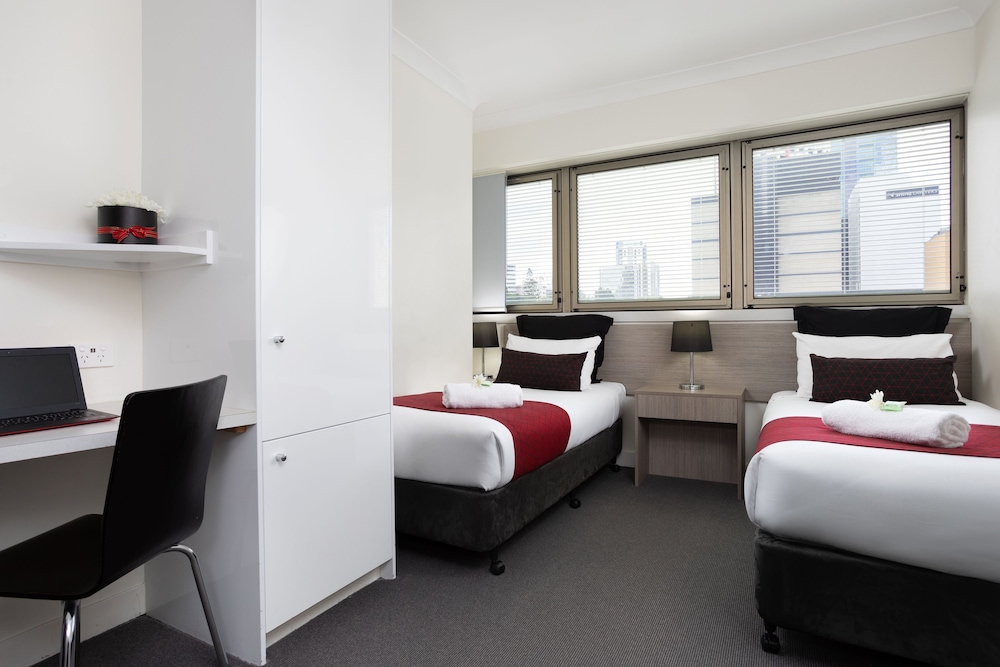 George Hotel Brisbane 14/62