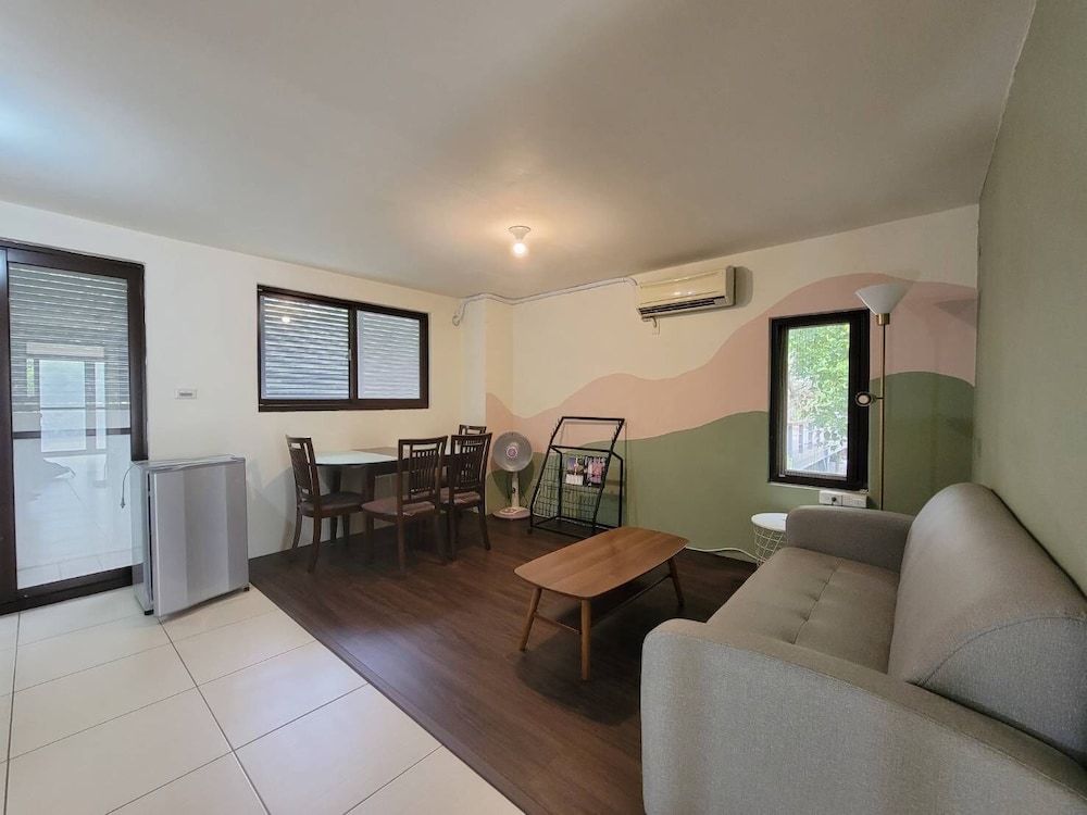 Sanyi Happiness B&B 37/70
