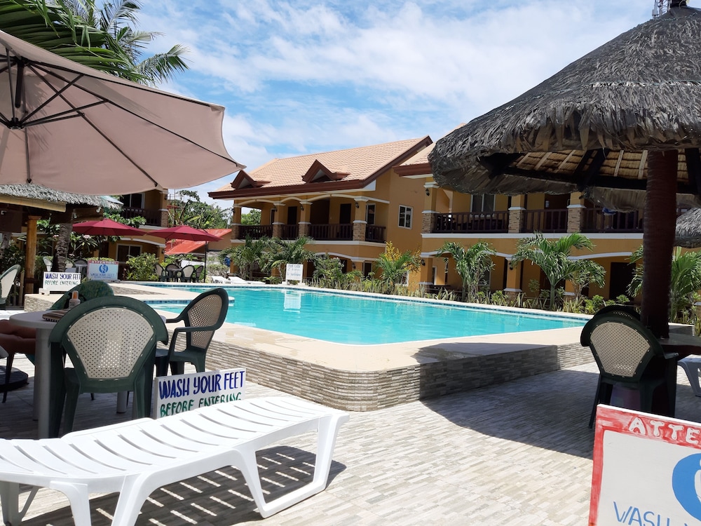 Slam's Garden Resort 12/55