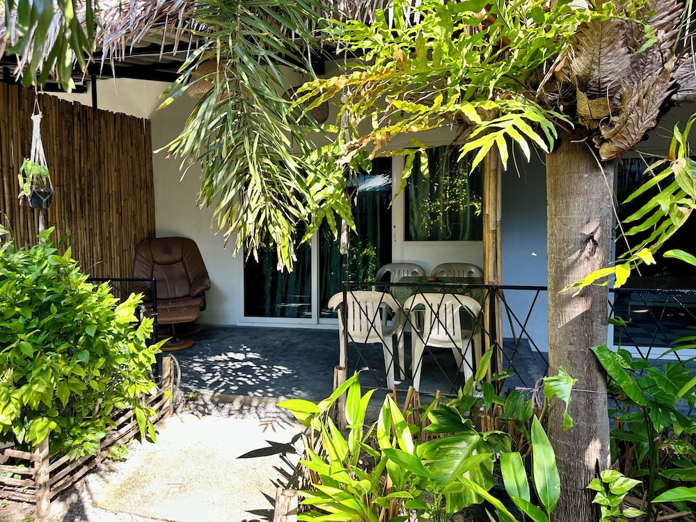 Oasis Lipe Resort 61/66