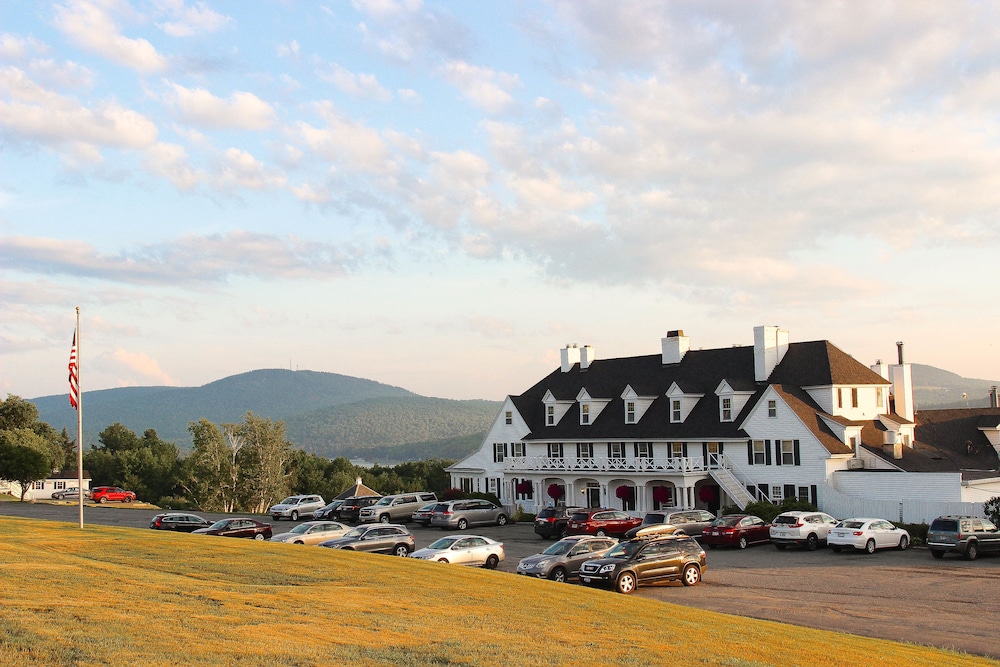 The Lucerne Inn 59/67