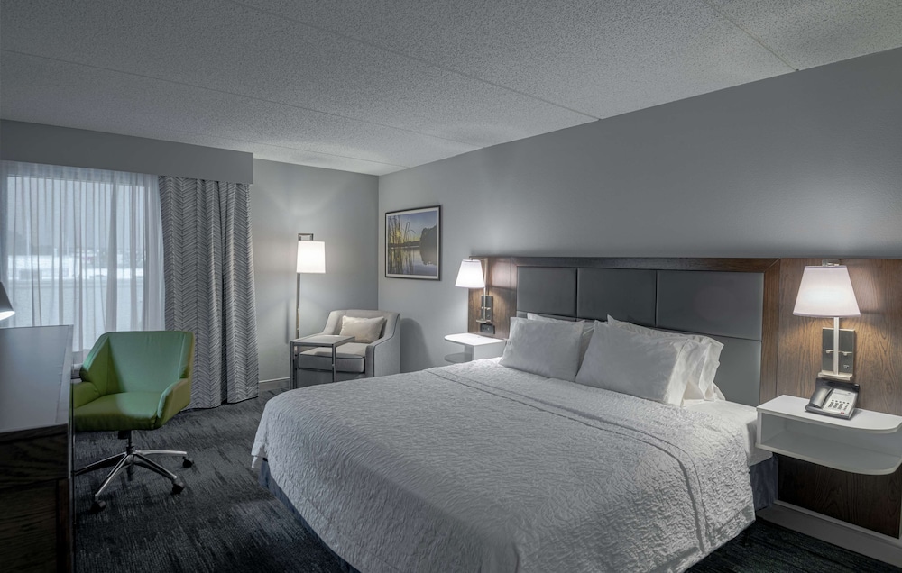 Hampton Inn Waldorf 16/47