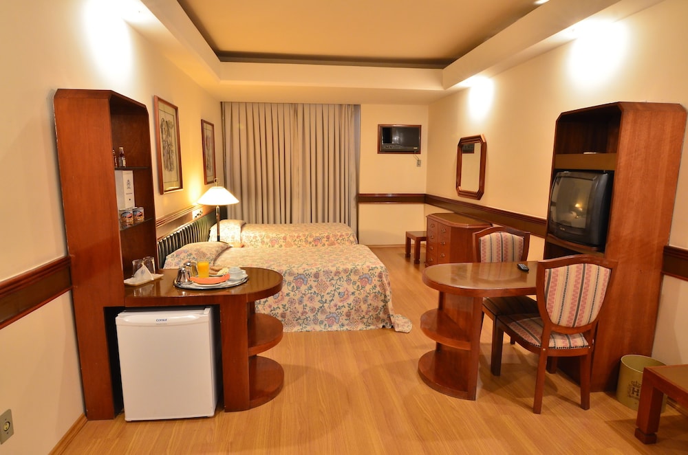 Hotel Gran Corona 12/30