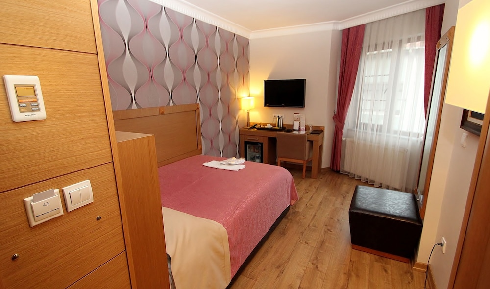 Levent Hotel 36/66