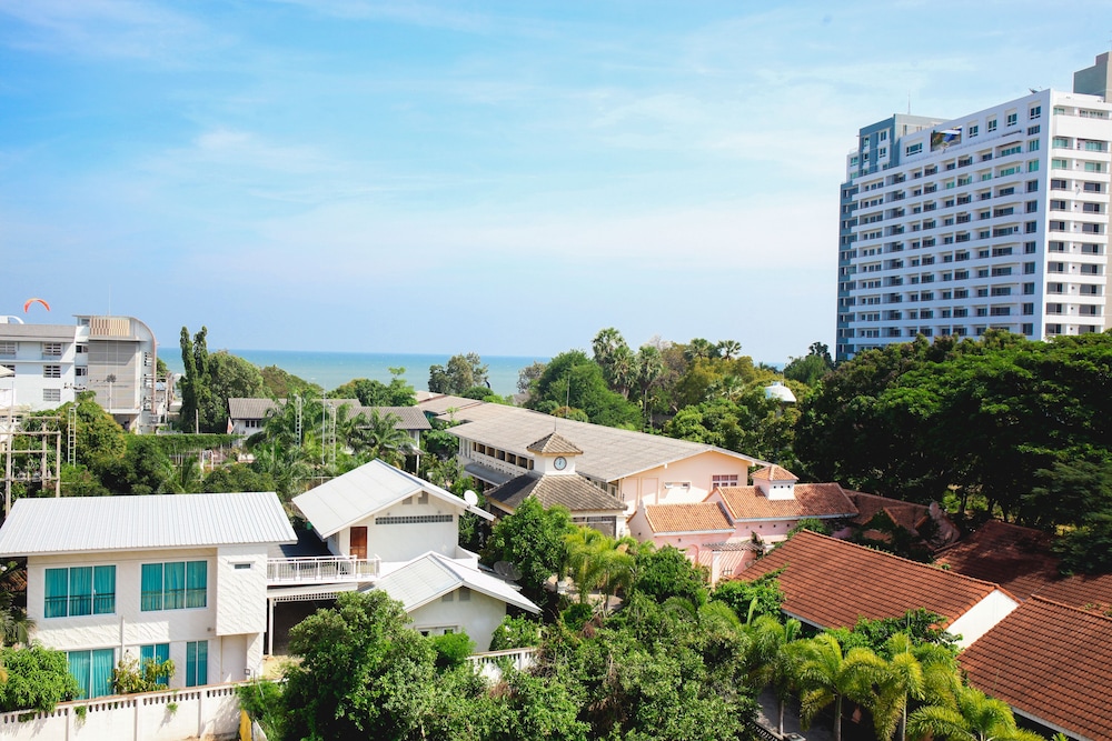 Hua Hin White Villa 4/68