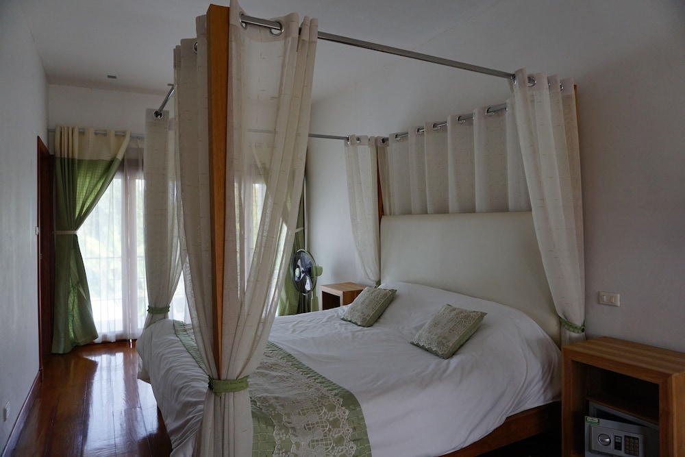 Ban Rim Nam Riverside Resort 10/32